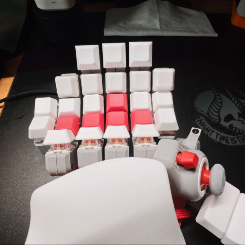Klawiatura gamingowa dla lewor – Gaming Keyboard Half recenzja i cena